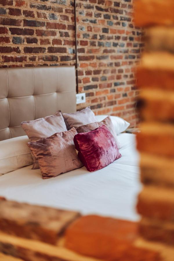 Albany Ancha 호텔 레온 외부 사진 Silk cushions
