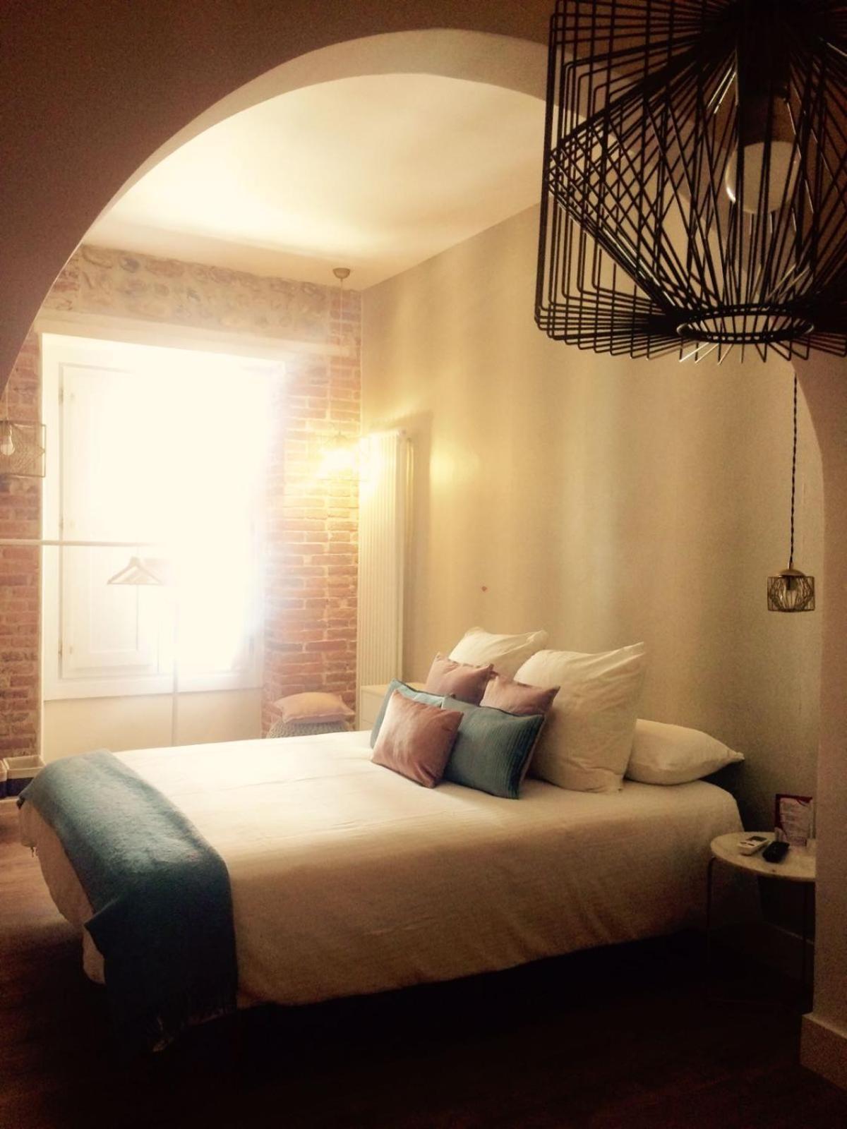 Albany Ancha 호텔 레온 외부 사진 A bedroom at the hotel